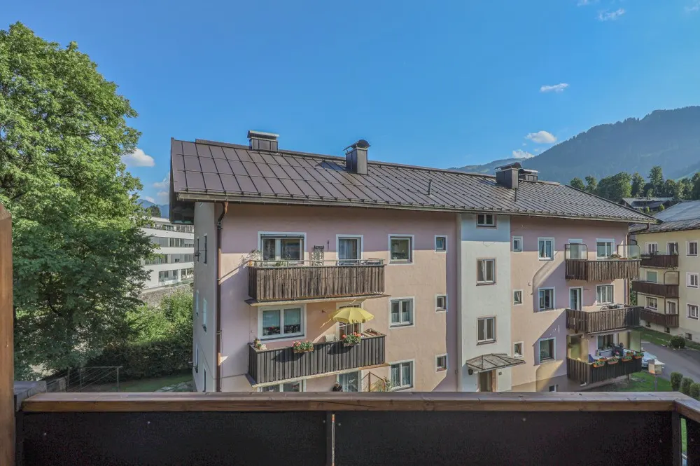 KITZIMMO-neuwertige Wohnung in zentraler Ruhelage kaufen - Immobilien Kitzbühel.