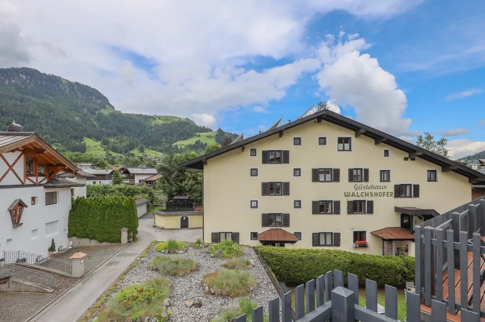 KITZIMMO-exklusives Apartment mit touristischer Widmung kaufen - Immobilien Kitzbühel.
