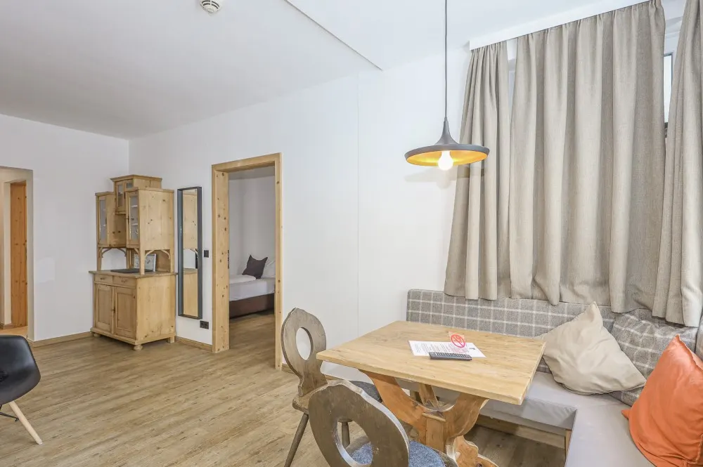 KITZIMMO-Garten Apartment mit touristischer Widmung kaufen - Immobilien Kitzbühel.