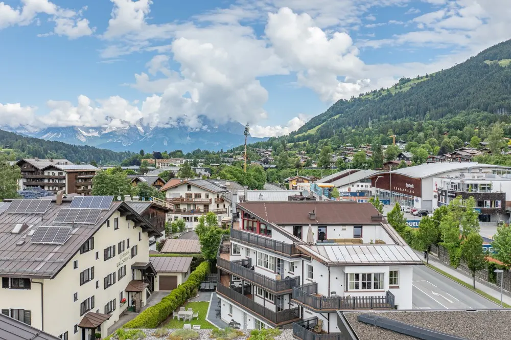 KITZIMMO-Exklusives Apartment mit touristischer Widmung kaufen - Immobilien Kitzbühel.
