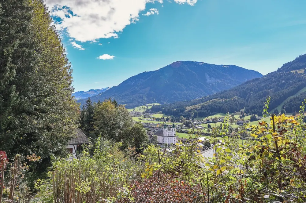KITZIMMO-Luxusvilla mit Freizeitwohnsitz kaufen - Immobilien Brixen in Thale.