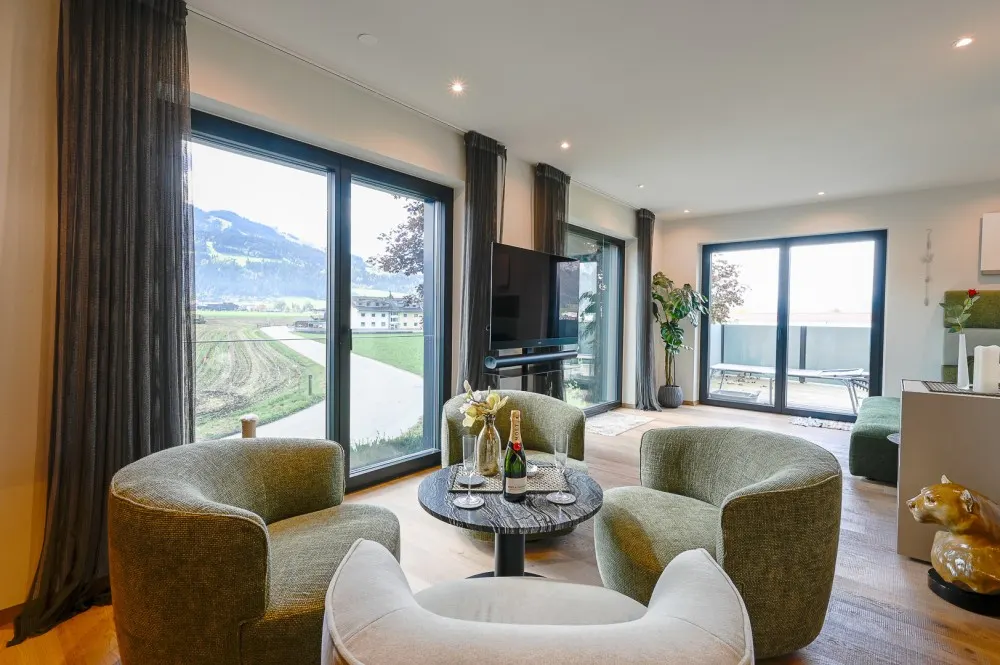 KITZIMMO-Luxuswohnung mit Pool in Alleinlage - Immobilien St. Johann in Tirol.