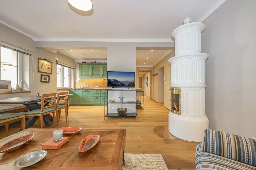 KITZIMMO-exklusive Stadtwohnung in Ruhelage kaufen - Immobilien Kitzbühel.