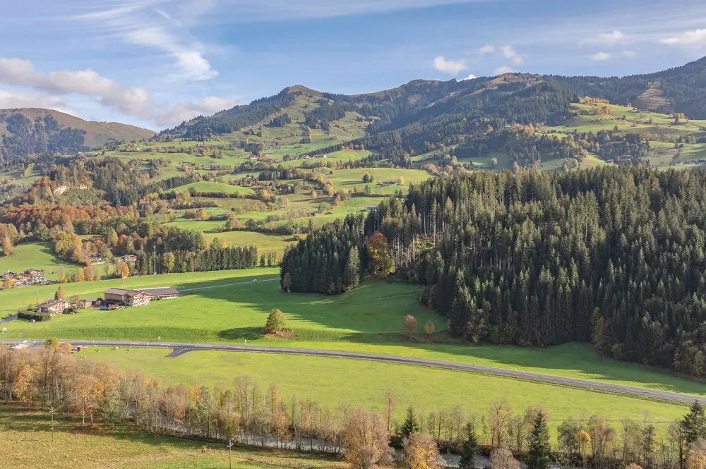 KITZIMMO-Gewerbegrundstück in Toplage kaufen - Immobilien Aurach bei Kitzbühel.