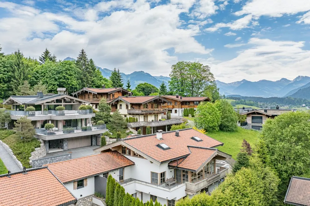 KITZIMMO-Exklusives Chalet mit Kaiserblick in Toplage kaufen - Immobilien Reith bei Kitzbühel.