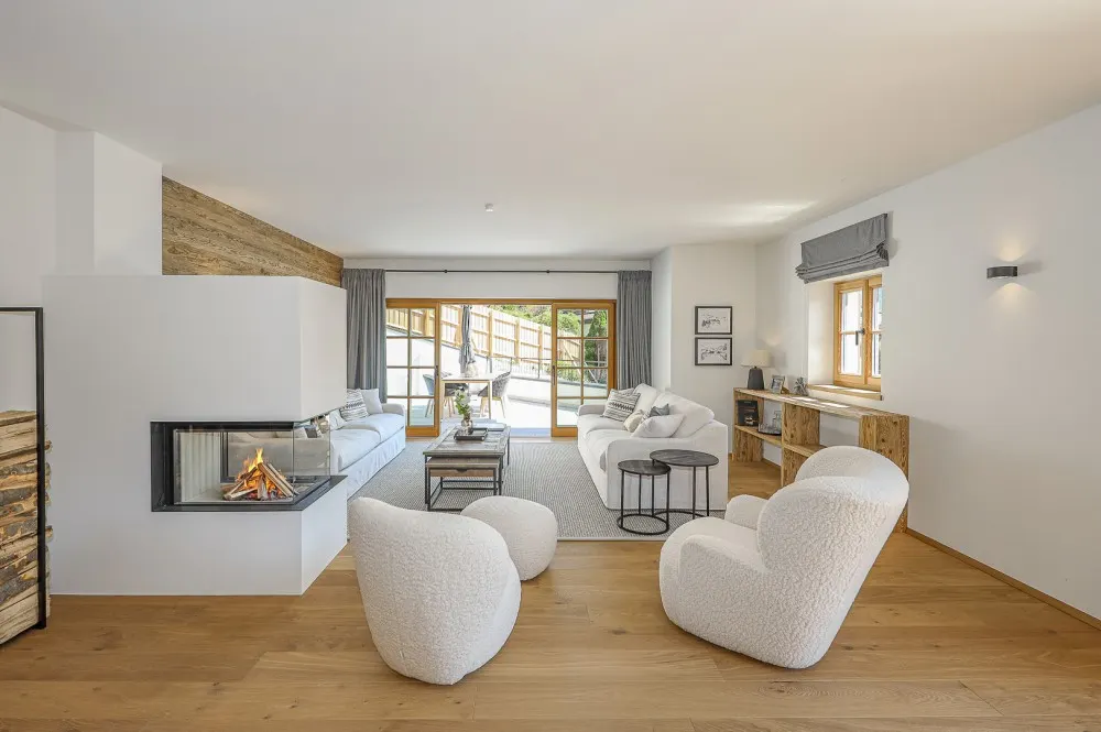 KITZIMMO-Luxusvilla in Toplage am Sonnberg kaufen - Immobilien Kitzbühel.