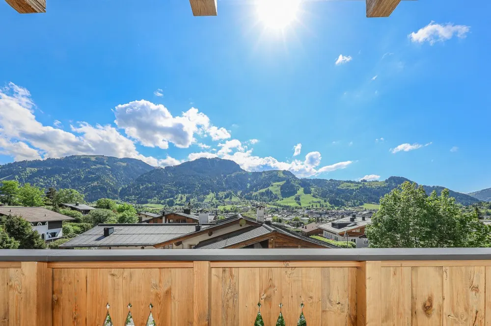 KITZIMMO-Luxusvilla in Toplage am Sonnberg kaufen - Immobilien Kitzbühel.