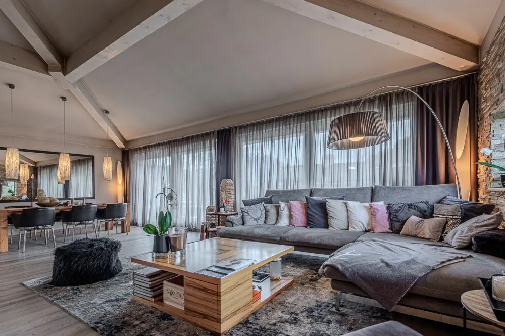 KITZIMMO-Hochwertige Haushälfte am Golfplatz kaufen - Immobilien Kitzbühel.