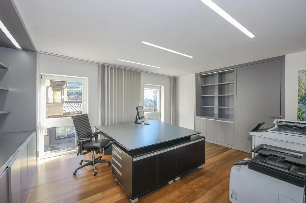 KITZIMMO-Repräsentatives Büro in Top-Zentrumslage mieten - Immobilien Kitzbühel.