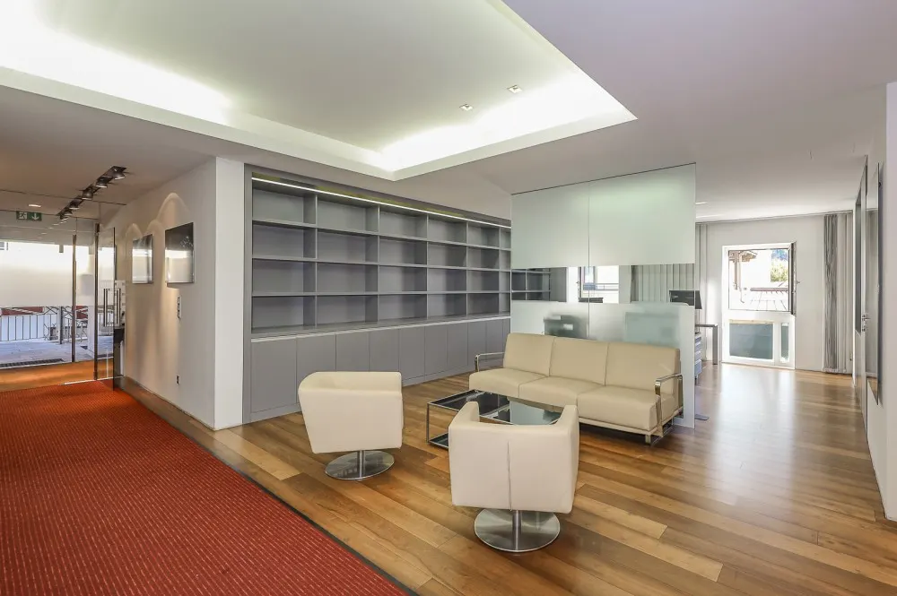 KITZIMMO-Repräsentatives Büro in Top-Zentrumslage mieten - Immobilien Kitzbühel.