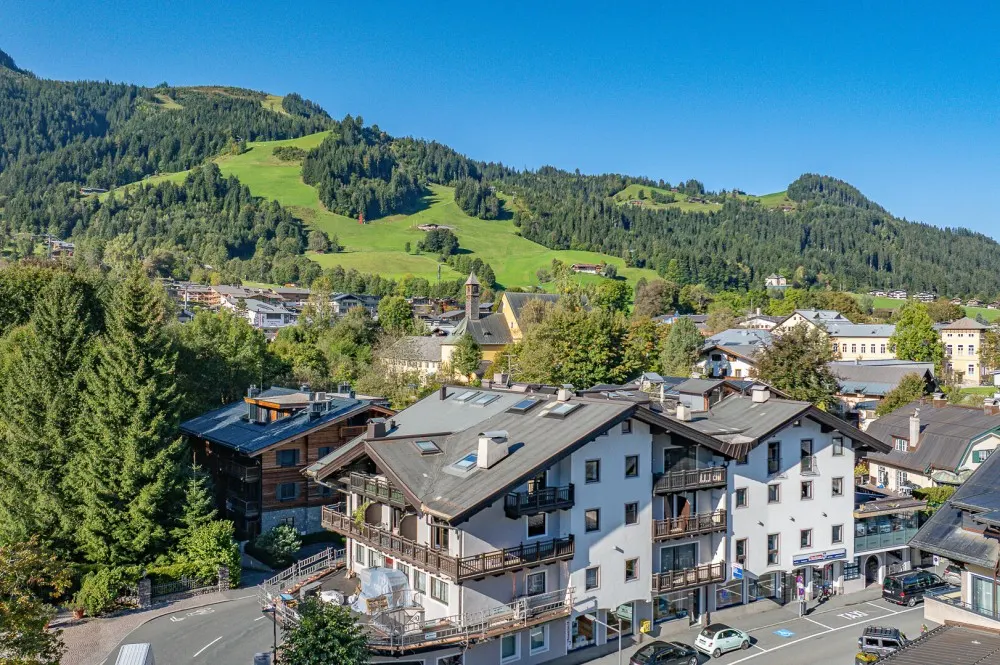 KITZIMMO-Repräsentatives Büro in Top-Zentrumslage mieten - Immobilien Kitzbühel.