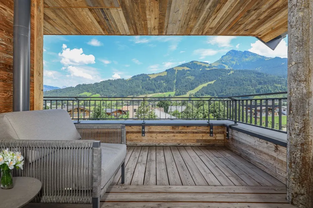 KITZIMMO-Luxuswohnung mit Bergblick in Toplage kaufen - Immobilien Oberndorf.
