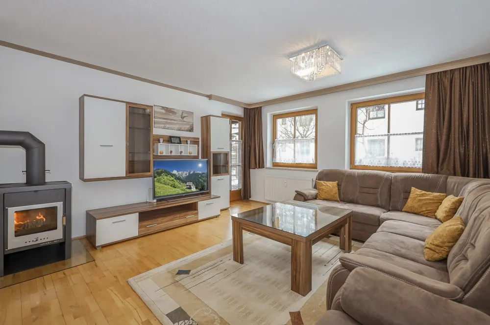 KITZIMMO-Gartenwohnung in zentraler Ruhelage kaufen - Immobilien Kirchberg.