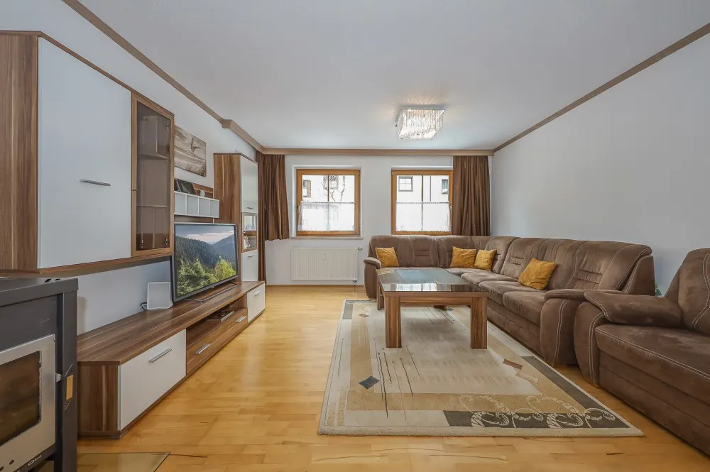 KITZIMMO-Gartenwohnung in zentraler Ruhelage kaufen - Immobilien Kirchberg.