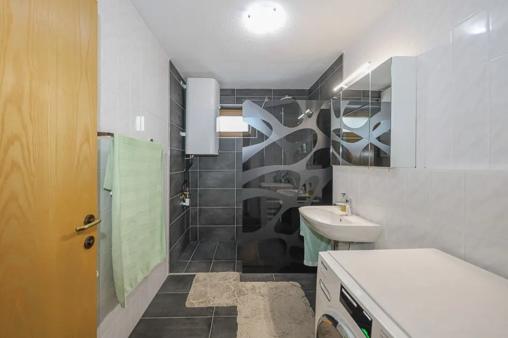 KITZIMMO-Gartenwohnung in zentraler Ruhelage kaufen - Immobilien Kirchberg.