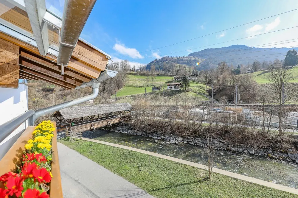 KITZIMMO-exklusive Dachgeschosswohnung kaufen - Immobilien Kitzbühel.