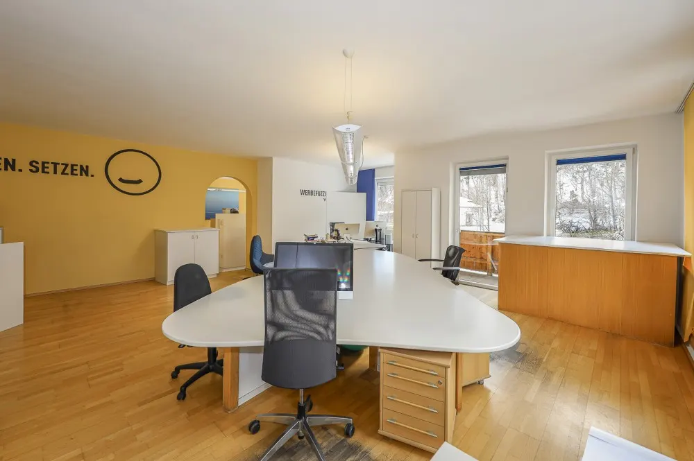 KITZIMMO-Büroräumlichkeiten in gut frequentierter Lage kaufen - Immobilien Kitzbühel.