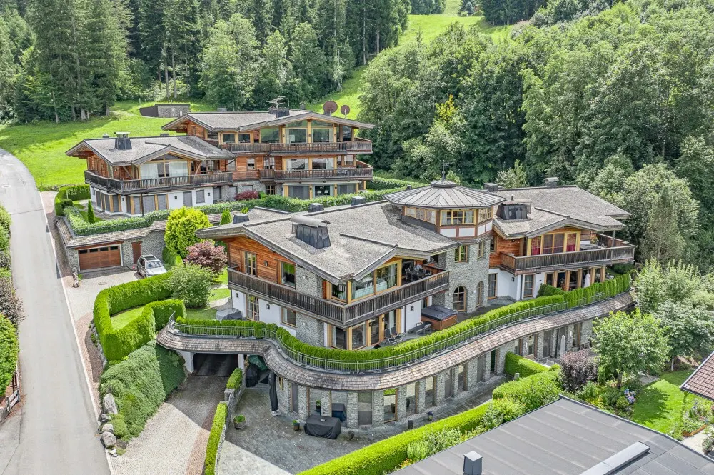 KITZIMMO-Exklusive Wohnung in luxuriöser Anlage mit Indoorpool kaufen - Immobilien Ellmau.
