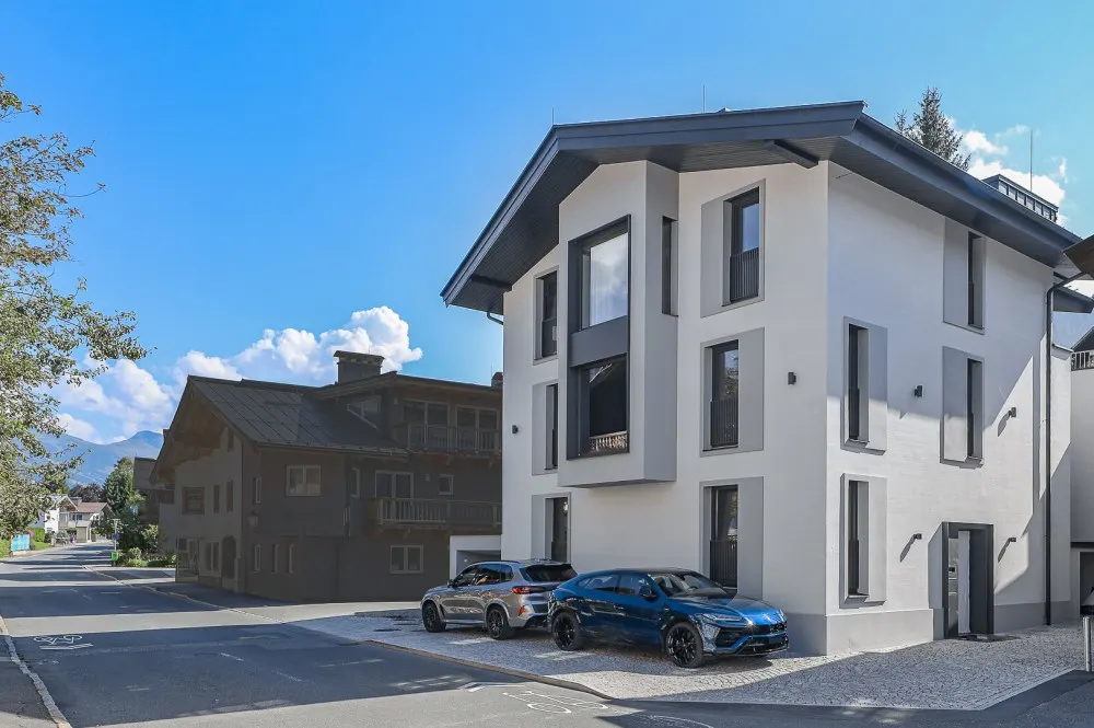 KITZIMMO-Luxuriöse Stadtvilla im Herzen von Kitzbühel kaufen - Immobilien KITZIMMO.