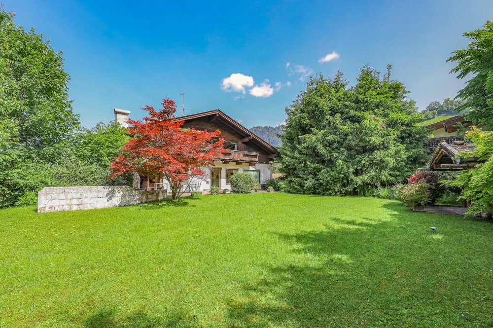 KITZIMMO-Baugrundstück mit Altbestand in Toplage auf der Bichlalm - Immobilien Kitzbühel.-2
