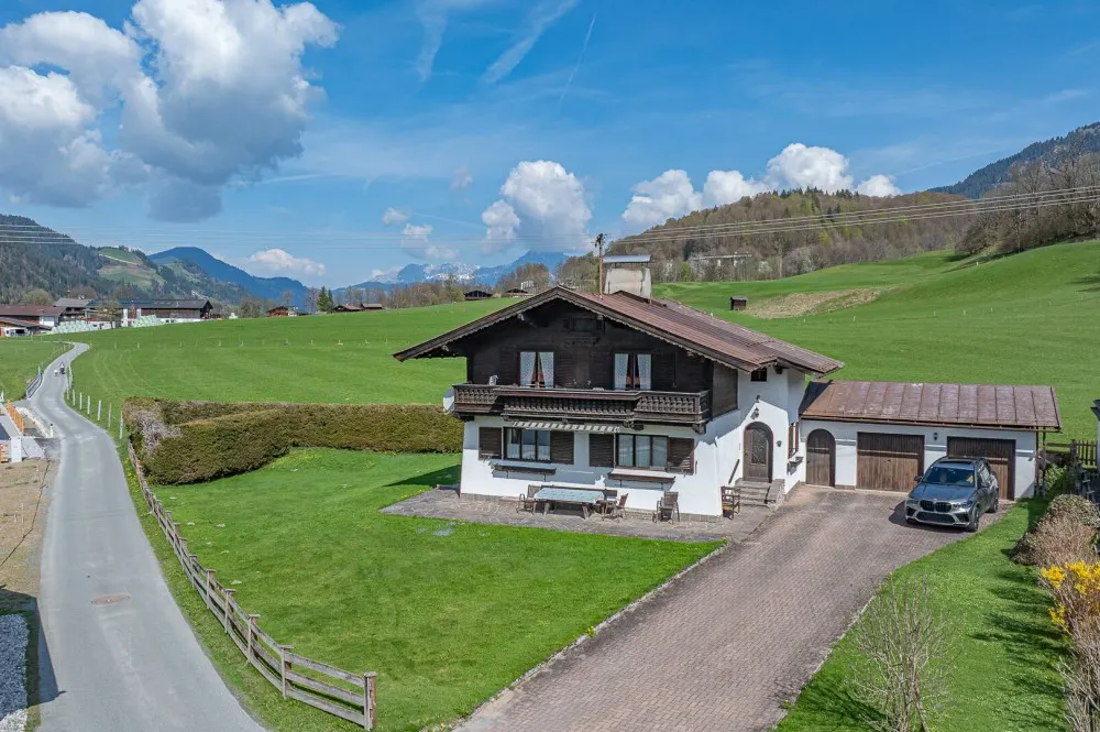 KITZIMMO-Landhaus in Toplage kaufen - Immobilien Aurach bei Kitzbühel.