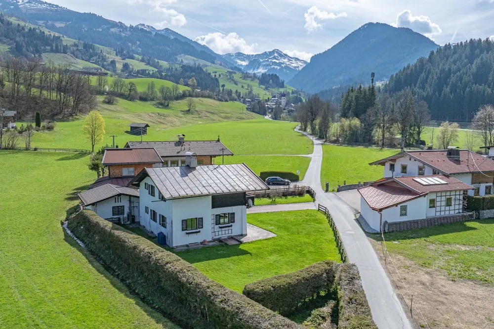 KITZIMMO-Baugrundstück in Toplage kaufen - Immobilien Aurach bei Kitzbühel.
