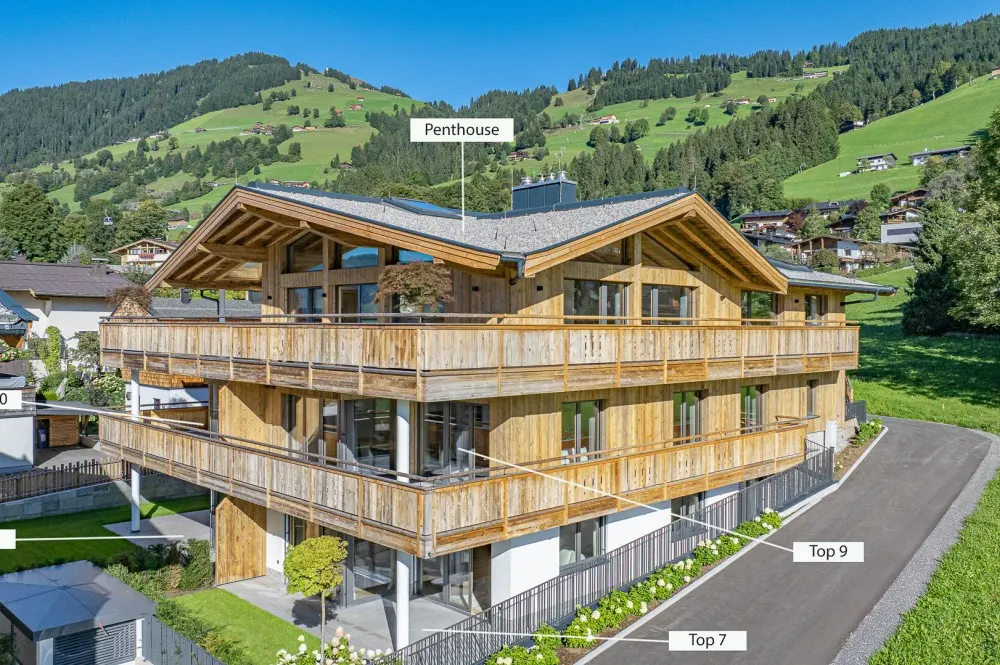 KITZIMMO-Luxuspenthouse sonniger Toplage mit Panorama-Ausblick - Immobilien Brixen.
