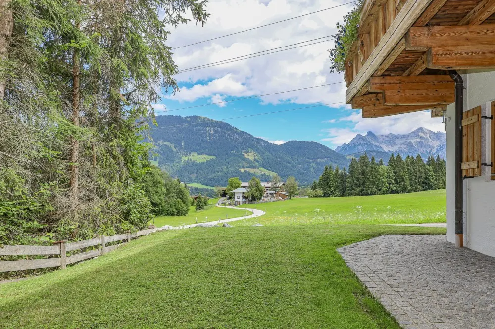 KITZIMMO-Freizeitwohnsitz in Ruhelage mit traumhaftem Ausblick kaufen - Immobilien Fieberbrunn.