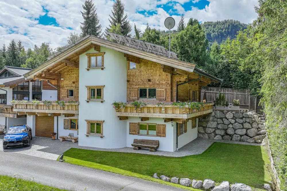 KITZIMMO-Freizeitwohnsitz in Ruhelage mit traumhaftem Ausblick kaufen - Immobilien Fieberbrunn.