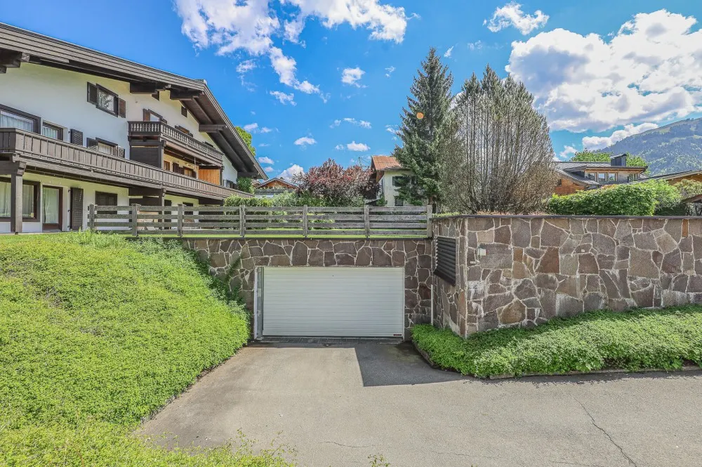 KITZIMMO-Exklusiver Freizeitwohnsitz am Sonnberg mit Panoramablick kaufen - Immobilien Kitzbühel.-39