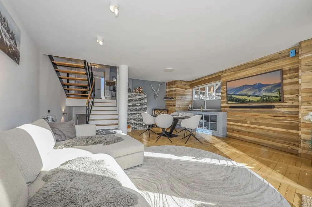 KITZIMMO-Exklusives Haus in sonniger Lage kaufen - Immobilien Kitzbühel.-3