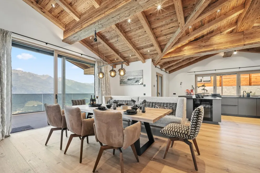 KITZIMMO-Luxusvilla mit Freizeitwohnsitz kaufen - Immobilien Kitzbühel.