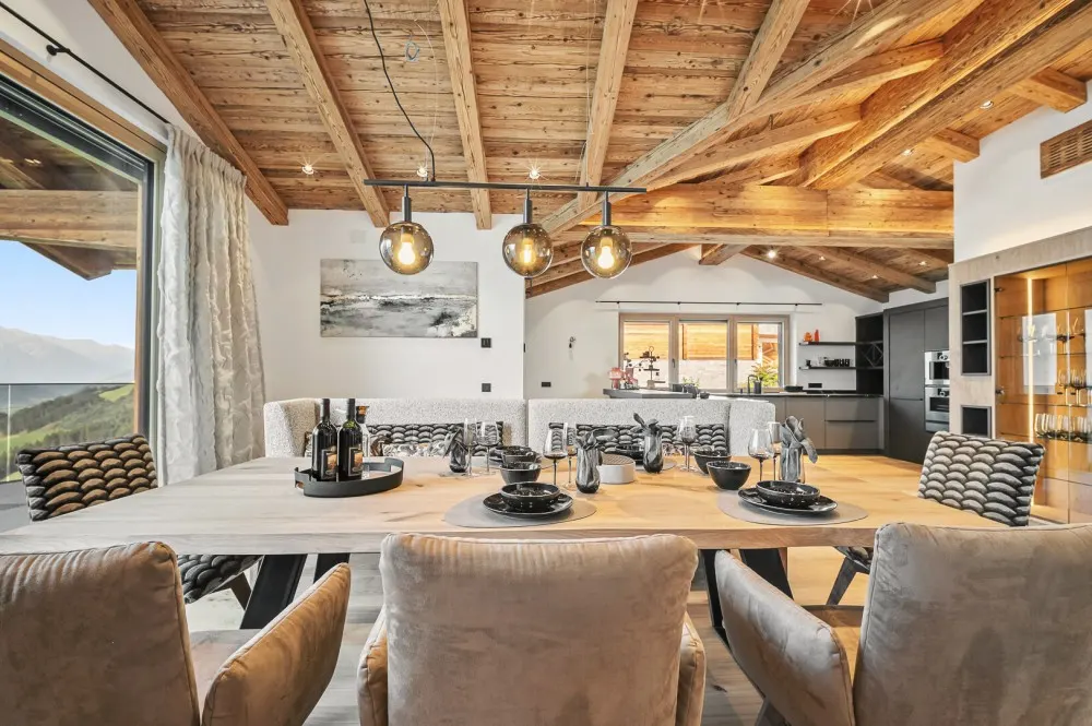 KITZIMMO-Luxusvilla mit Freizeitwohnsitz kaufen - Immobilien Kitzbühel.