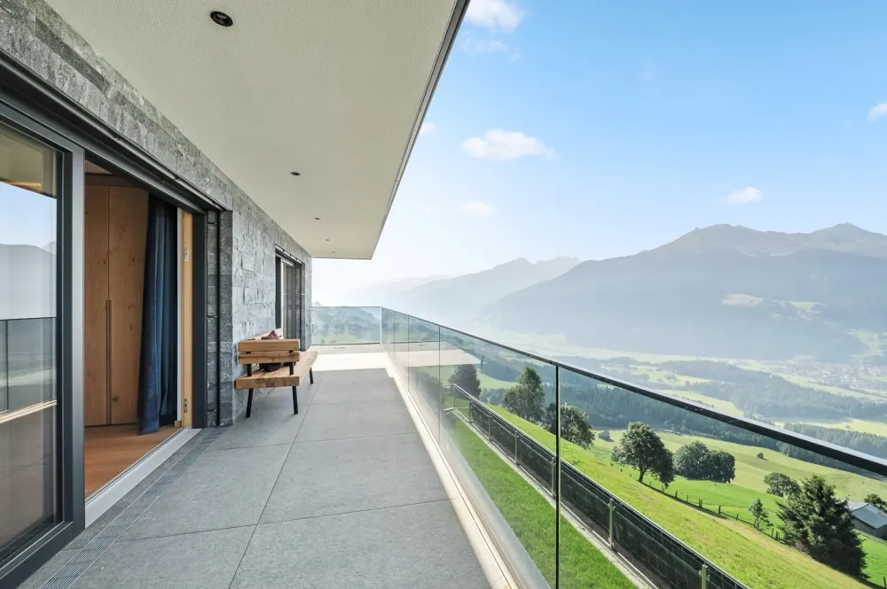 KITZIMMO-Luxusvilla mit Freizeitwohnsitz kaufen - Immobilien Kitzbühel.