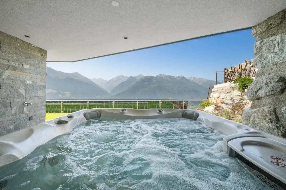 KITZIMMO-Luxusvilla mit Freizeitwohnsitz kaufen - Immobilien Kitzbühel.