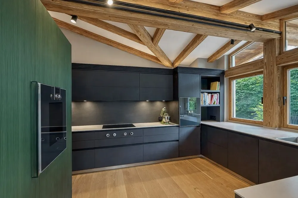 KITZIMMO-Luxusvilla mit Indoorpool in Toplage - Immobilien Kitzbühel.