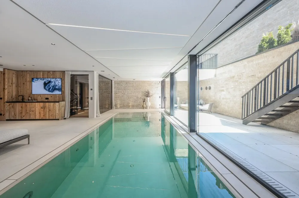KITZIMMO-Luxusvilla mit Pool am Hahnenkamm - Immobilien Kitzbühel.