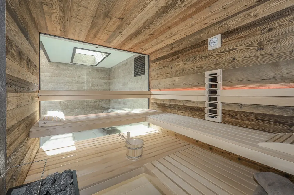 KITZIMMO-Luxusvilla mit Pool am Hahnenkamm - Immobilien Kitzbühel.