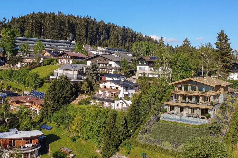 KITZIMMO-Luxusvilla in einzigartiger Toplage am Lebenberg kaufen - Immobilien Kitzbühel.
