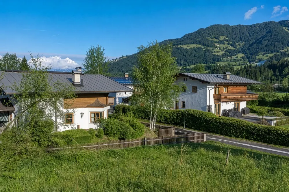 KITZIMMO-Grundstück mit Baugenehmigung für 3-Luxuswohnungen - Immobilien Kitzbühel.-6