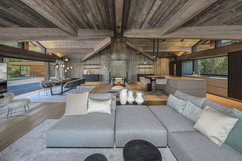 KITZIMMO-Einzigartige Luxusvilla mit Gästehaus in prominenter Toplage - Immobilien Aurach.