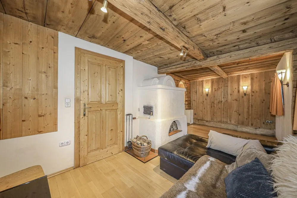 KITZIMMO-Historischen Anwesen mit 3.800 m² Grund in Ruhelage - Immobilien Jochberg.-2