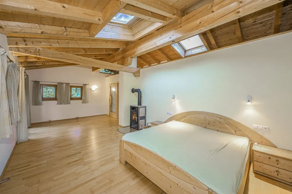 KITZIMMO-Historischen Anwesen mit 3.800 m² Grund in Ruhelage - Immobilien Jochberg.-11