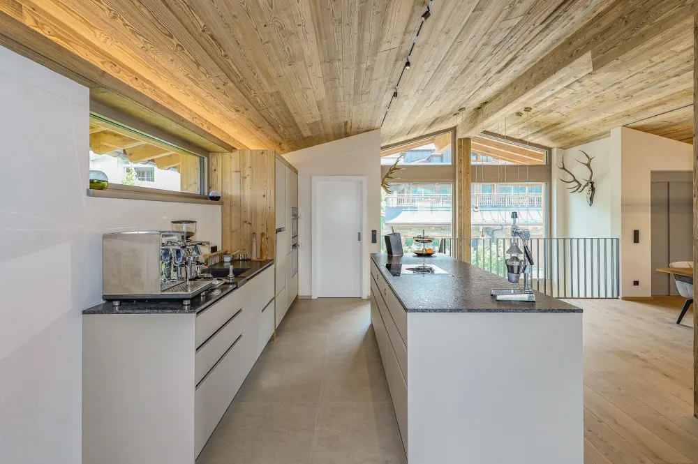 KITZIMMO-Exklusive Luxusvilla mit Kaiserblick in Toplage - Immobilien Going.-2-12