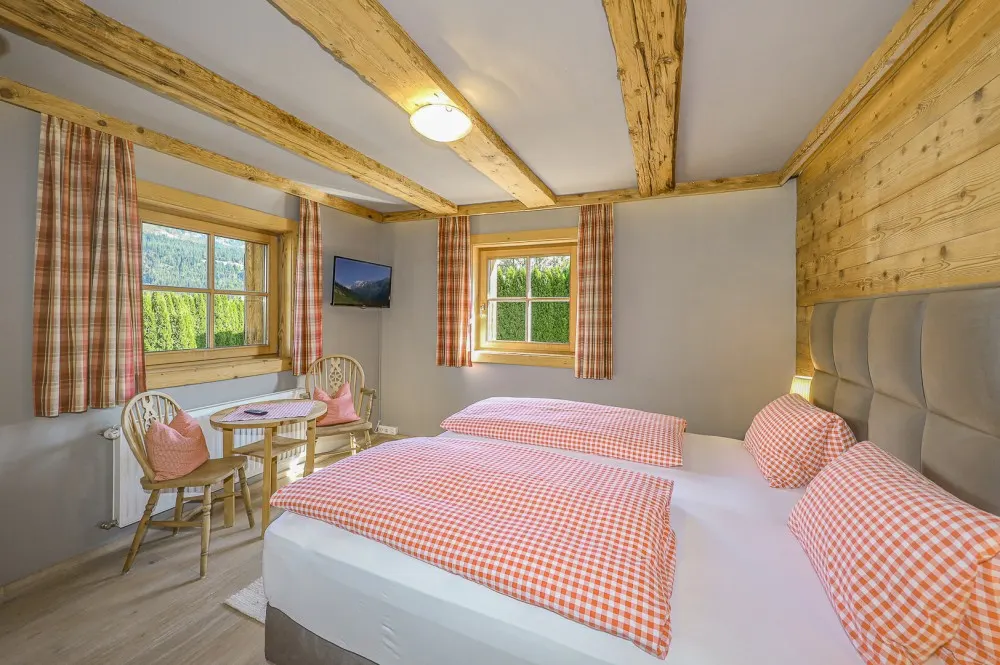 KITZIMMO-Alpenchalet in sonniger Ruhelage mit Kaiserblick - Immobilien Ellmau.-23