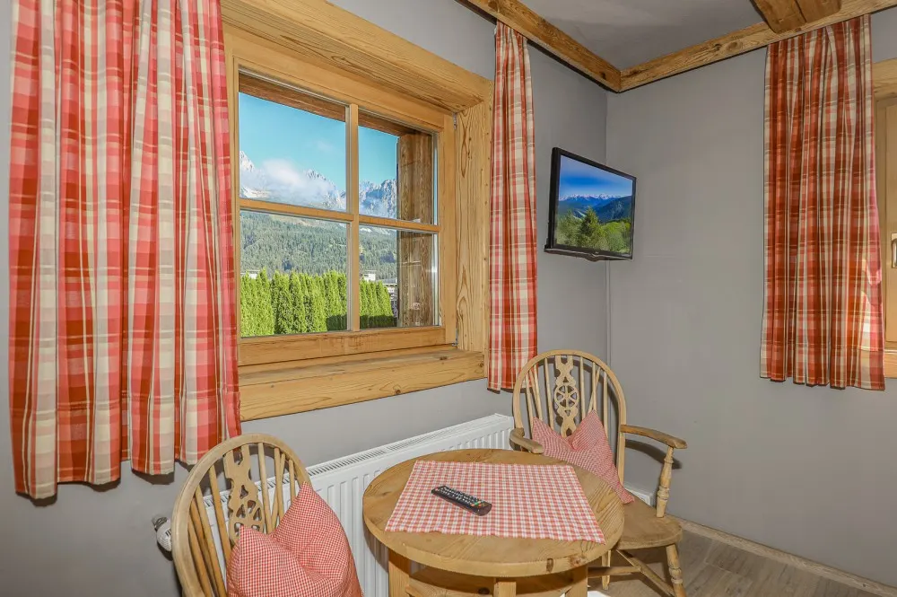 KITZIMMO-Alpenchalet in sonniger Ruhelage mit Kaiserblick - Immobilien Ellmau.-24
