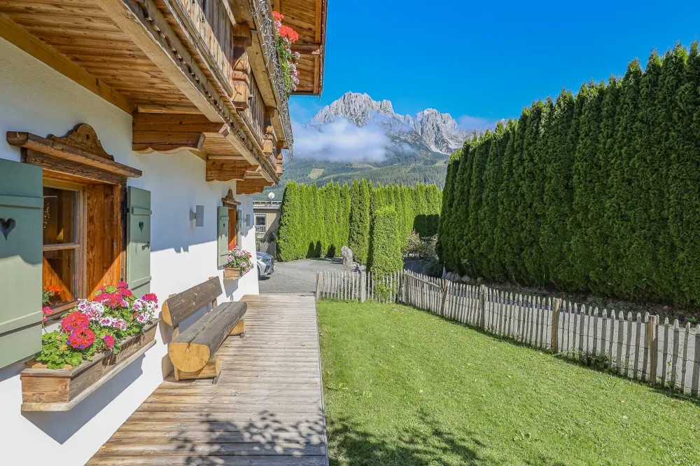 KITZIMMO-Alpenchalet in sonniger Ruhelage mit Kaiserblick - Immobilien Ellmau.-9