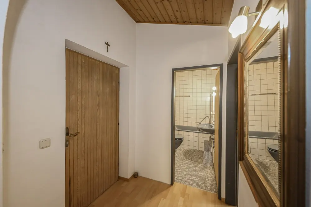 KITZIMMO-Dachgeschosswohnung mit Bergblick kaufen - Immobilien Kitzbühel.