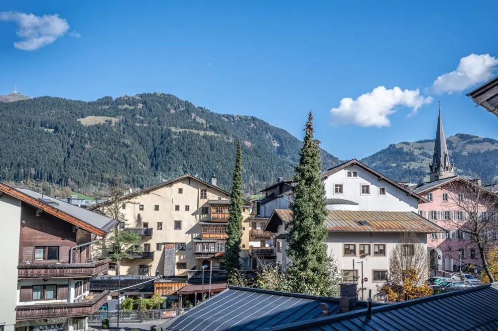 KITZIMMO-Luxus-Penthouse in zentraler Toplage kaufen - Immobilien Kitzbühel.