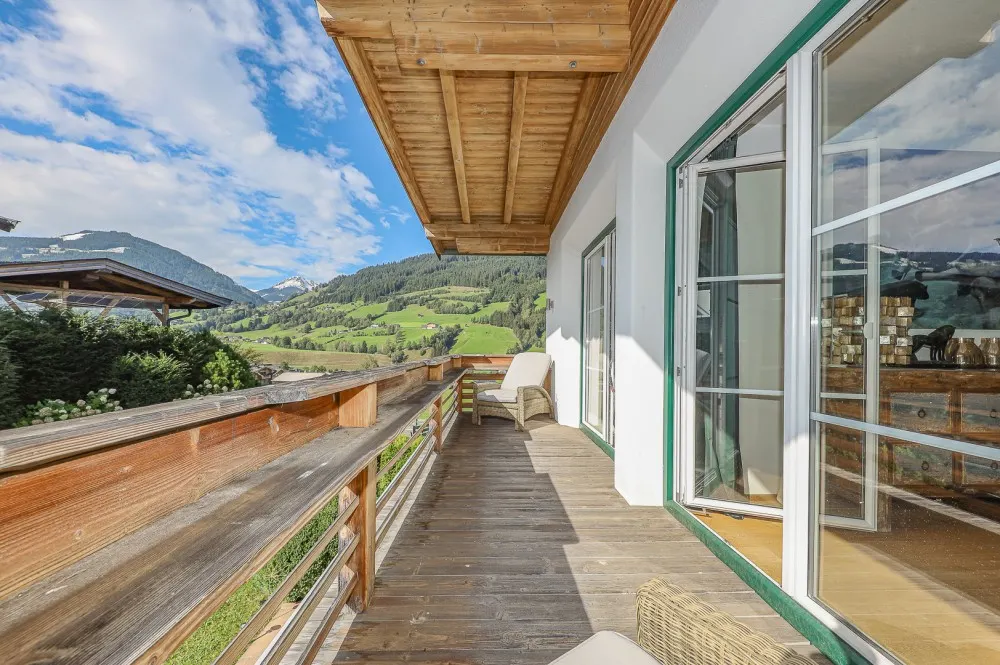 KITZIMMO-exklusives Haus in sonniger Ruhelage mieten - Immobilien Jochberg.